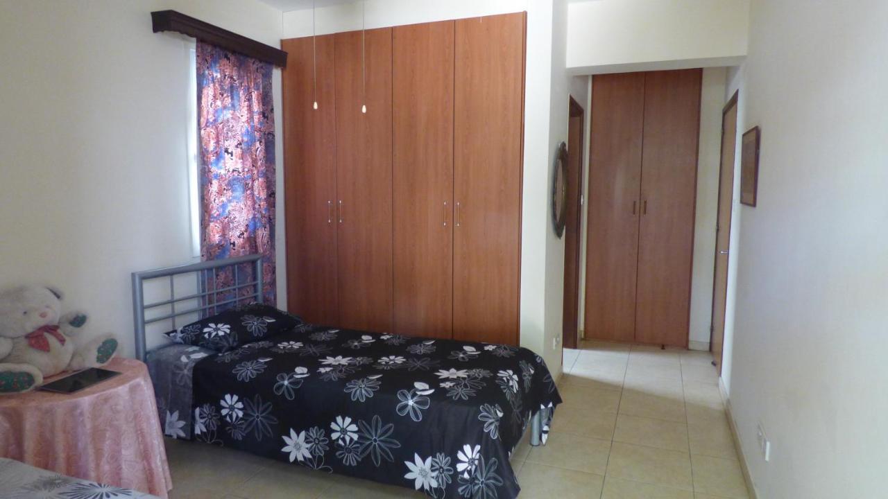 Kalampakas Guesthouse Larnaca Ngoại thất bức ảnh