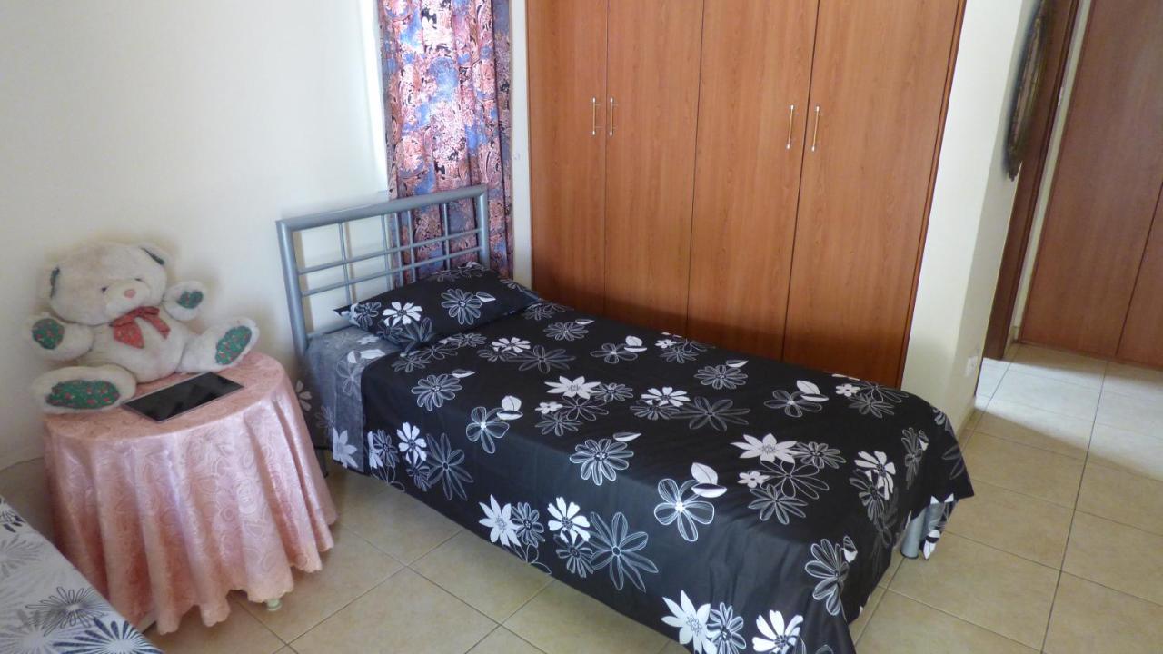 Kalampakas Guesthouse Larnaca Ngoại thất bức ảnh